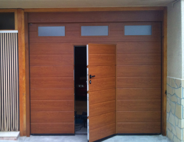 portones electricos de madera con puertas