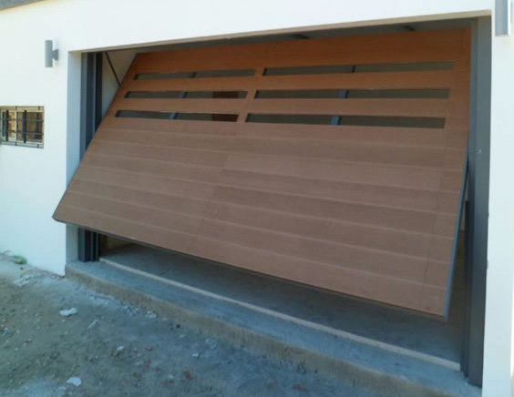 portones levadizos de madera globalmatik